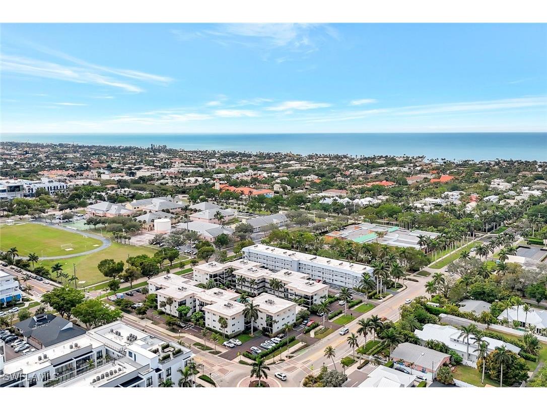 766 Central Avenue #304 Naples FL 34102 225077822 image32