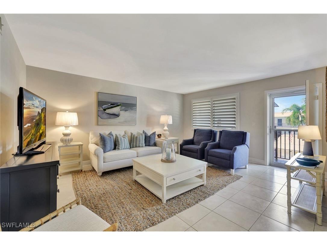 766 Central Avenue #304 Naples FL 34102 225077822 image8