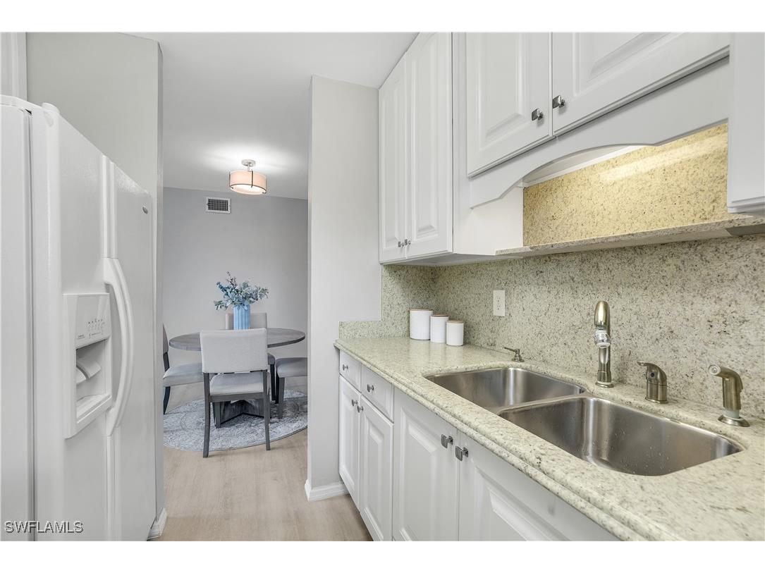 766 Central Avenue #313 Naples FL 34102 225073487 image10