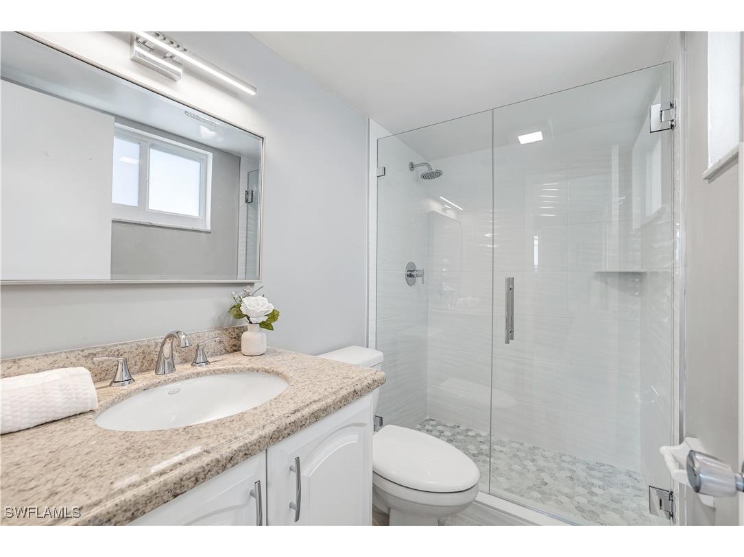 766 Central Avenue #313 Naples FL 34102 225073487 image16