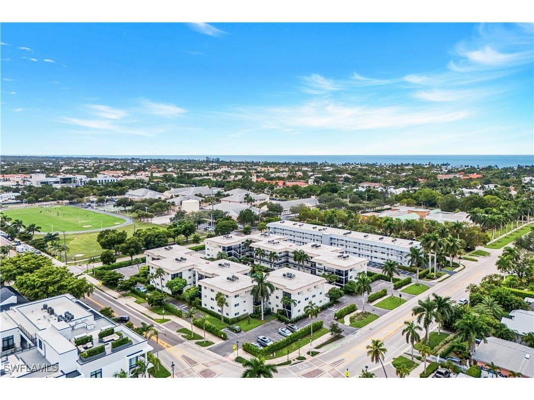 766 Central Avenue #313 Naples FL 34102 225073487 image2