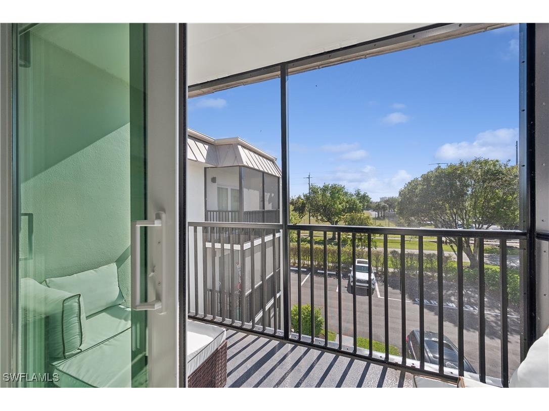 766 Central Avenue #313 Naples FL 34102 225073487 image20