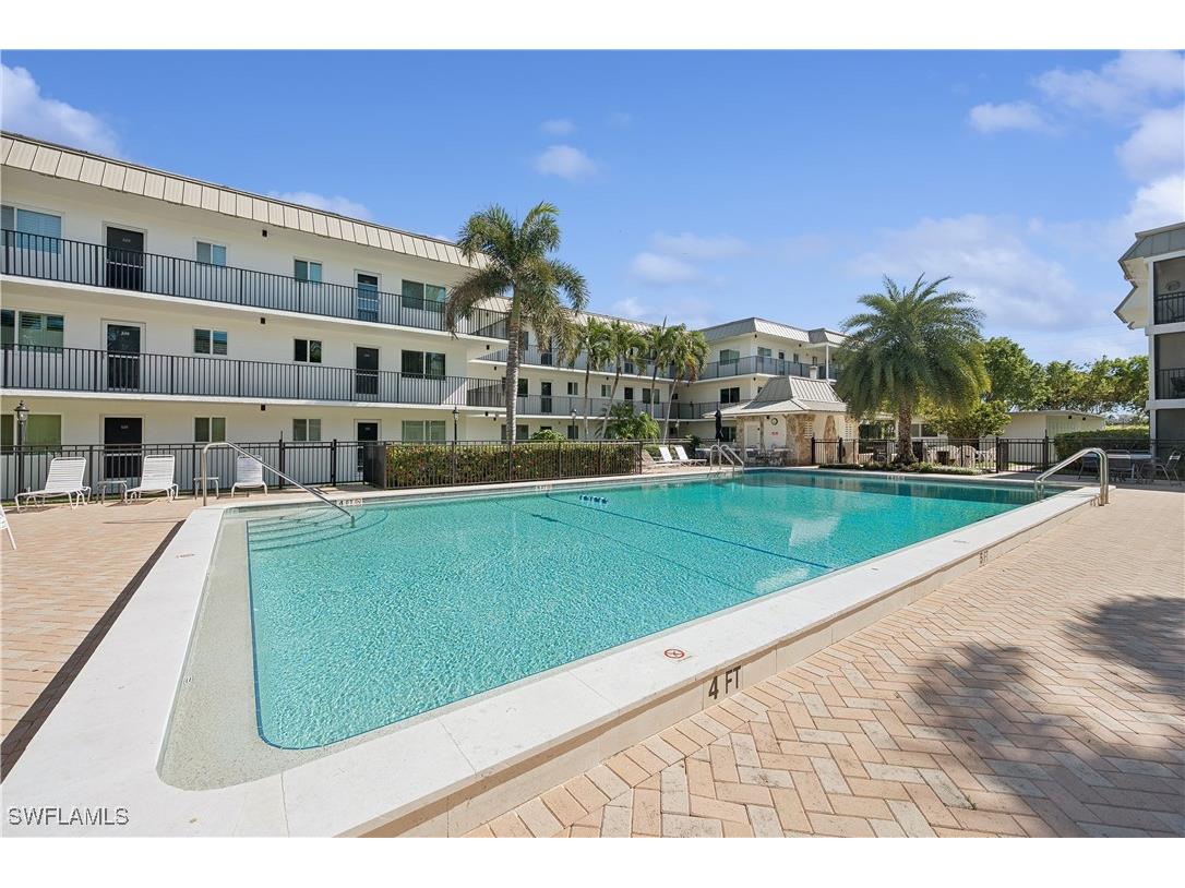 766 Central Avenue #313 Naples FL 34102 225073487 image23