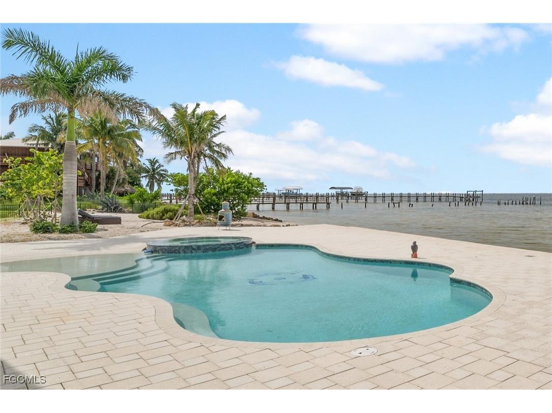 7660 Bocilla Lane Bokeelia FL 33922 2025001381 image15