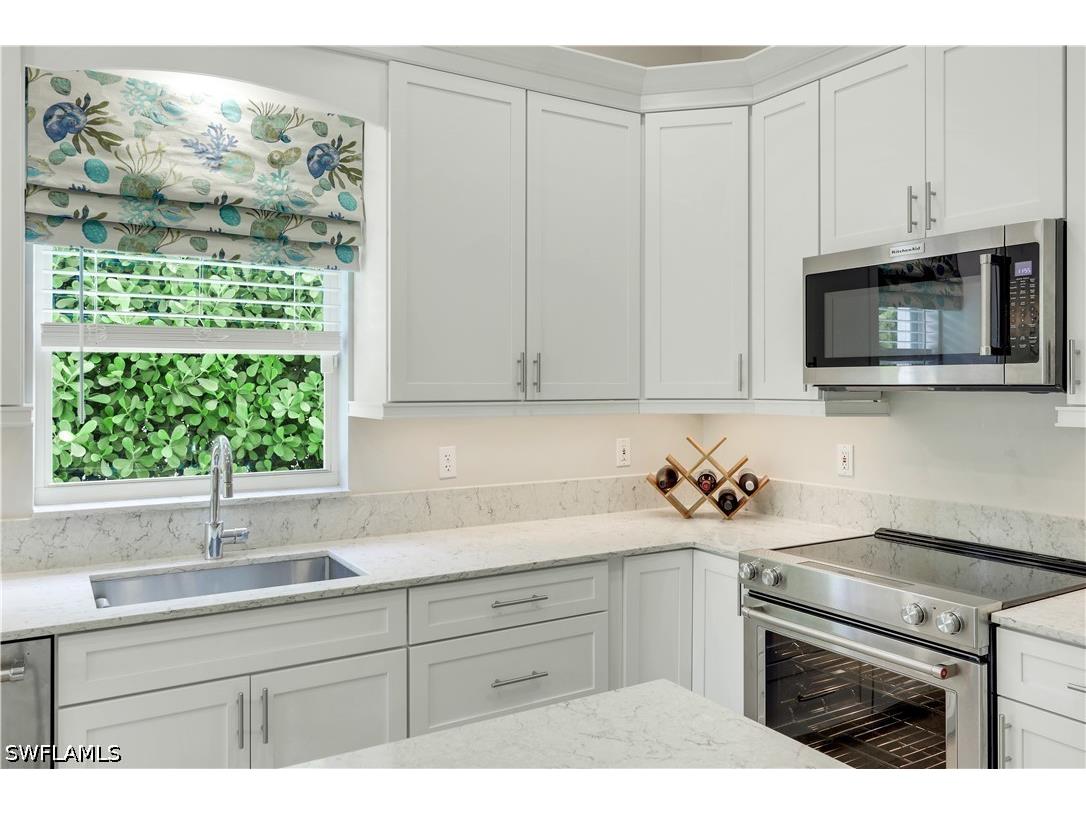 7661 San Sebastian Way Naples FL 34109 226015285 image3