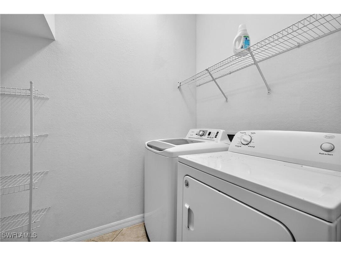 7666 Bristol Circle Naples FL 34120 225077165 image14