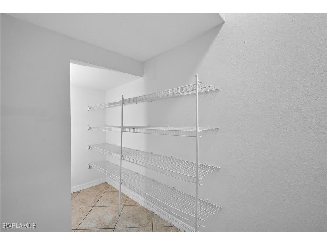 7666 Bristol Circle Naples FL 34120 225077165 image15