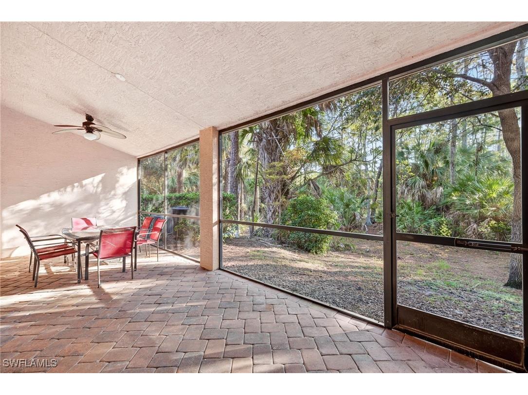 7666 Bristol Circle Naples FL 34120 225077165 image17