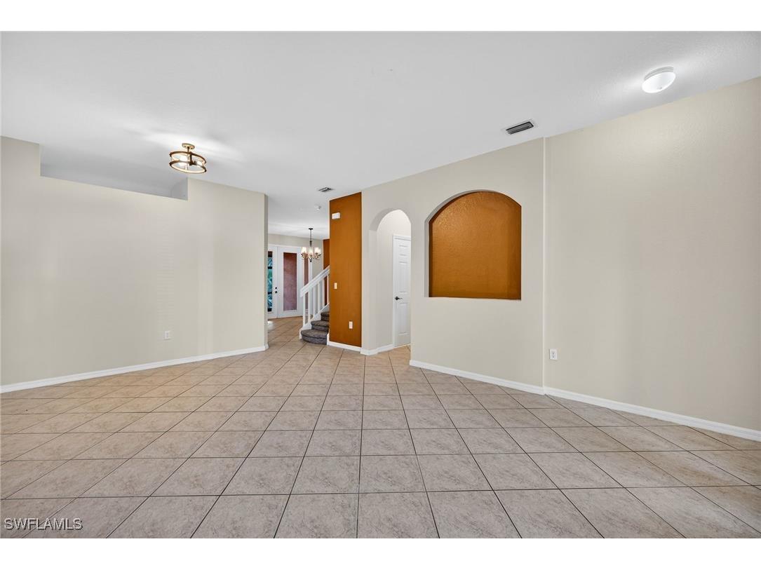 7666 Bristol Circle Naples FL 34120 225077165 image2