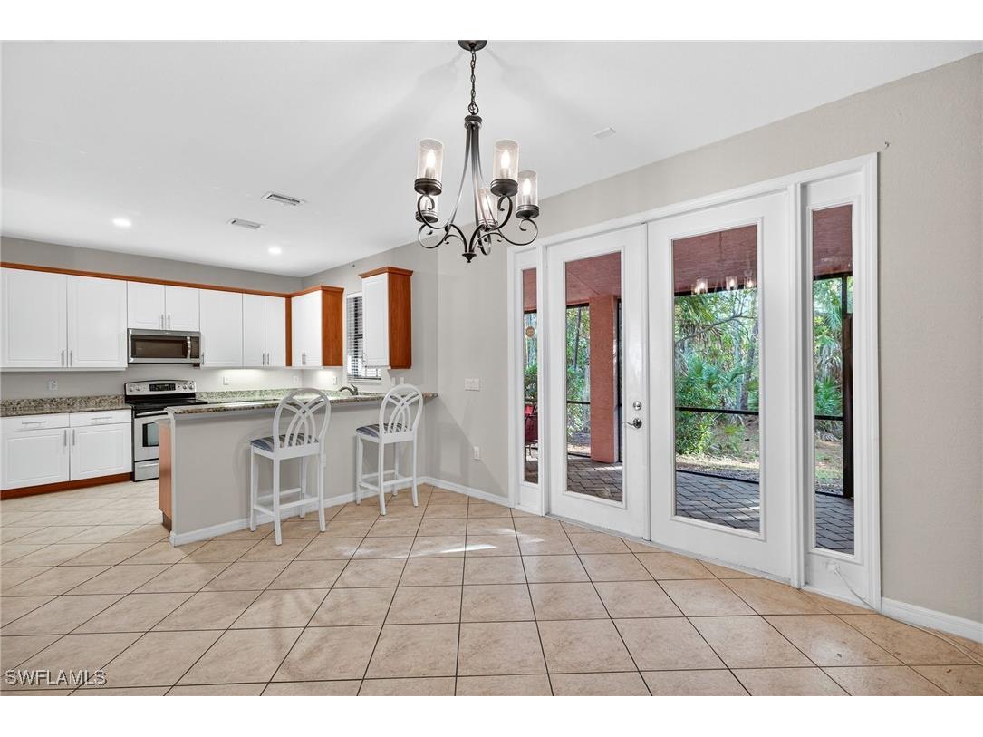 7666 Bristol Circle Naples FL 34120 225077165 image5