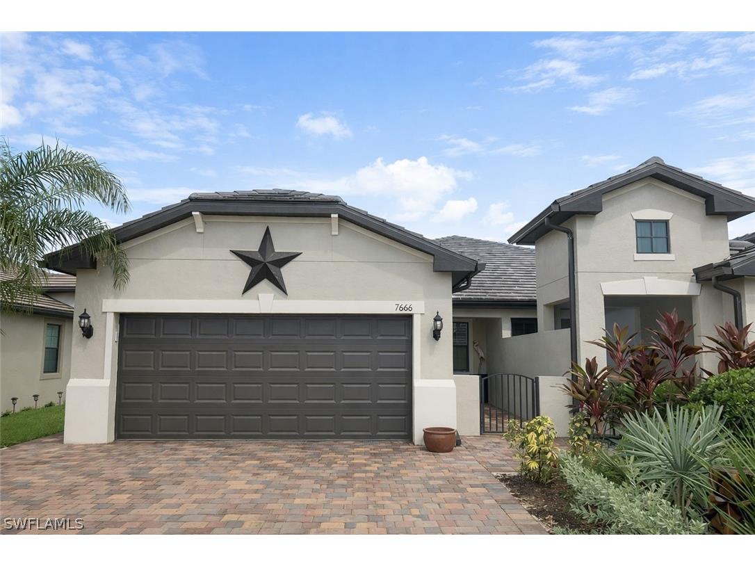 7666 Jacaranda Lane Naples FL 34114 226008768 image1
