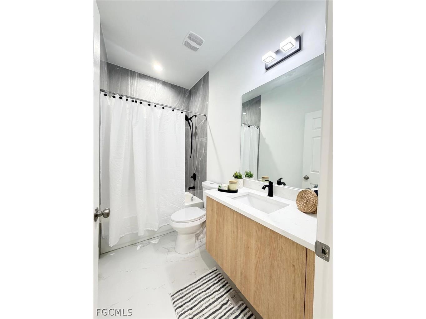 767 Crystal Avenue S Lehigh Acres FL 33974 2026008658 image5