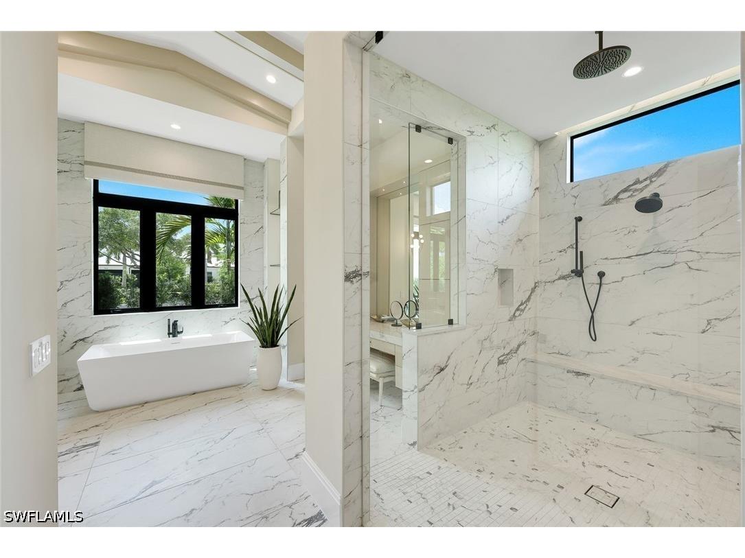 767 Park Shore Drive Naples FL 34103 226014485 image14