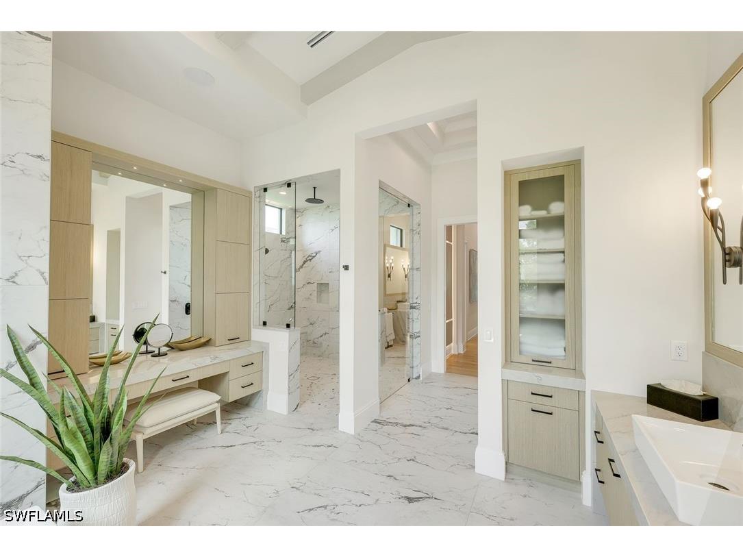 767 Park Shore Drive Naples FL 34103 226014485 image15
