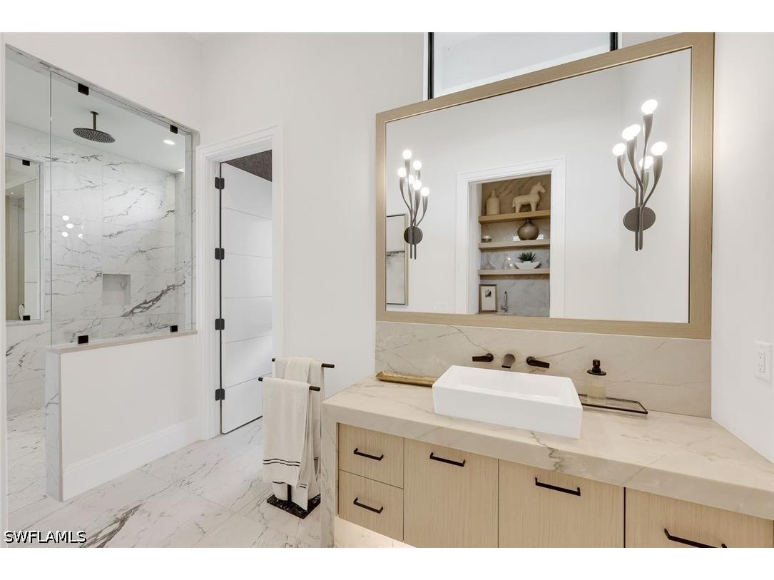 767 Park Shore Drive Naples FL 34103 226014485 image16