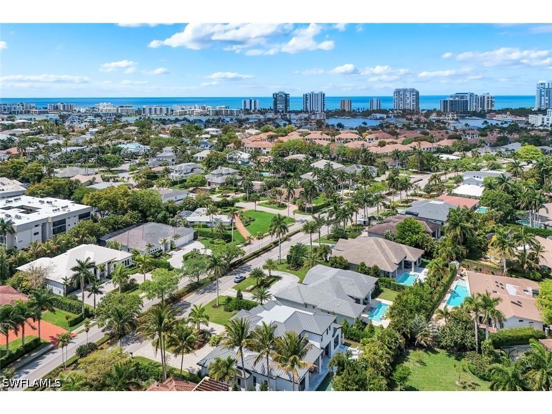 767 Park Shore Drive Naples FL 34103 226014485 image38