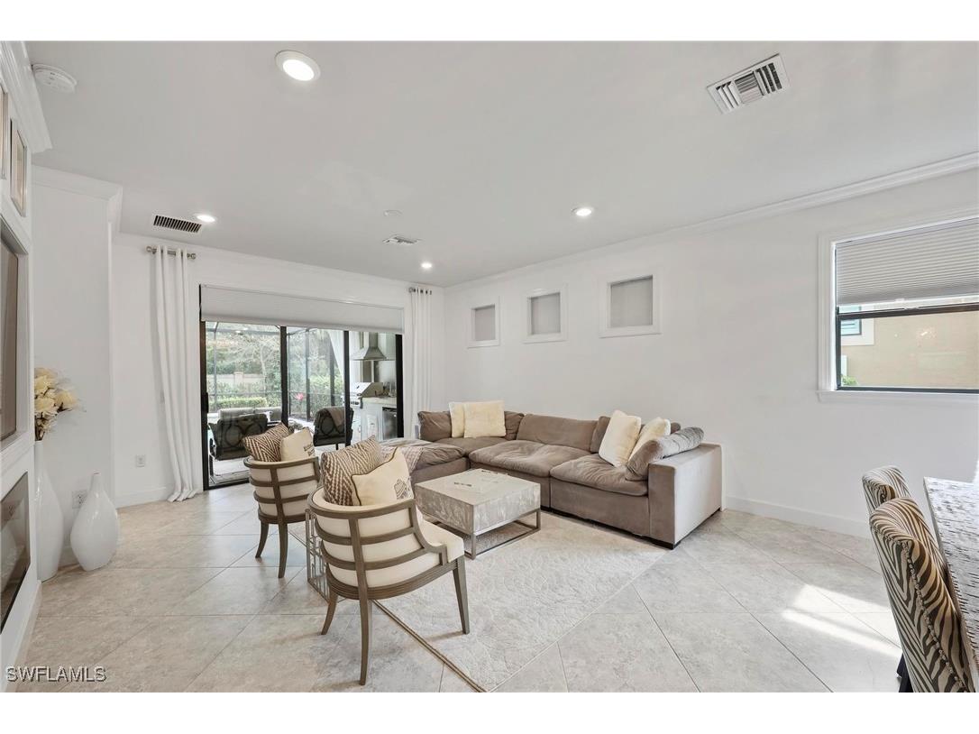 7670 Jacaranda Lane Naples FL 34114 225068781 image10