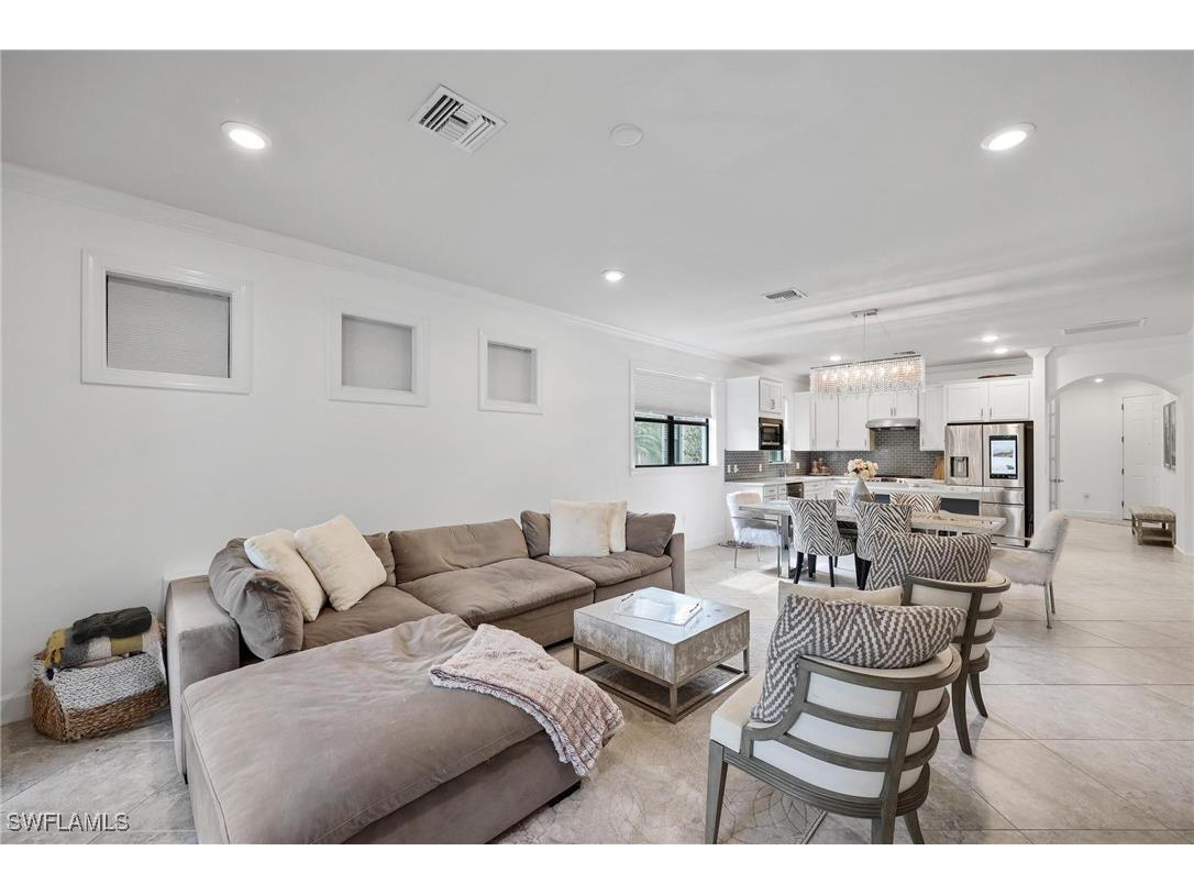 7670 Jacaranda Lane Naples FL 34114 225068781 image11