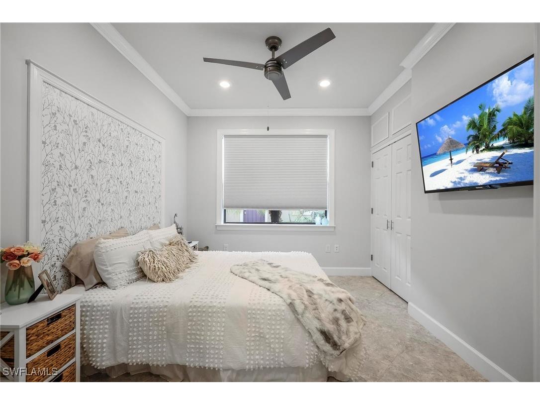 7670 Jacaranda Lane Naples FL 34114 225068781 image17