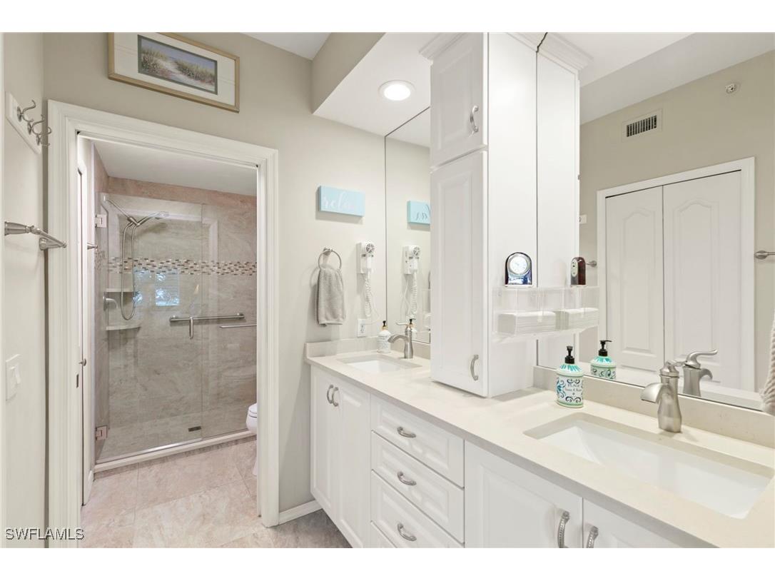 7670 Pebble Creek Circle #103 Naples FL 34108 226004047 image11