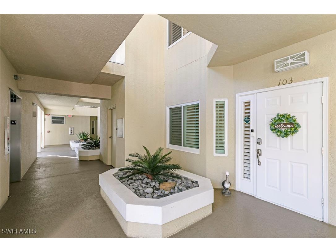 7670 Pebble Creek Circle #103 Naples FL 34108 226004047 image21