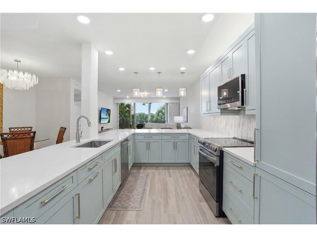 7671 Pebble Creek Circle #204 Naples FL 34108 226023189 image11