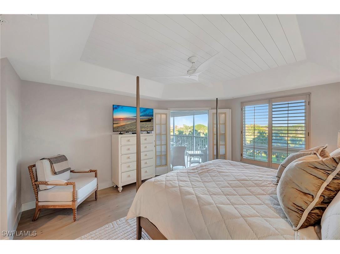 7671 Pebble Creek Circle #303 Naples FL 34108 225074250 image17