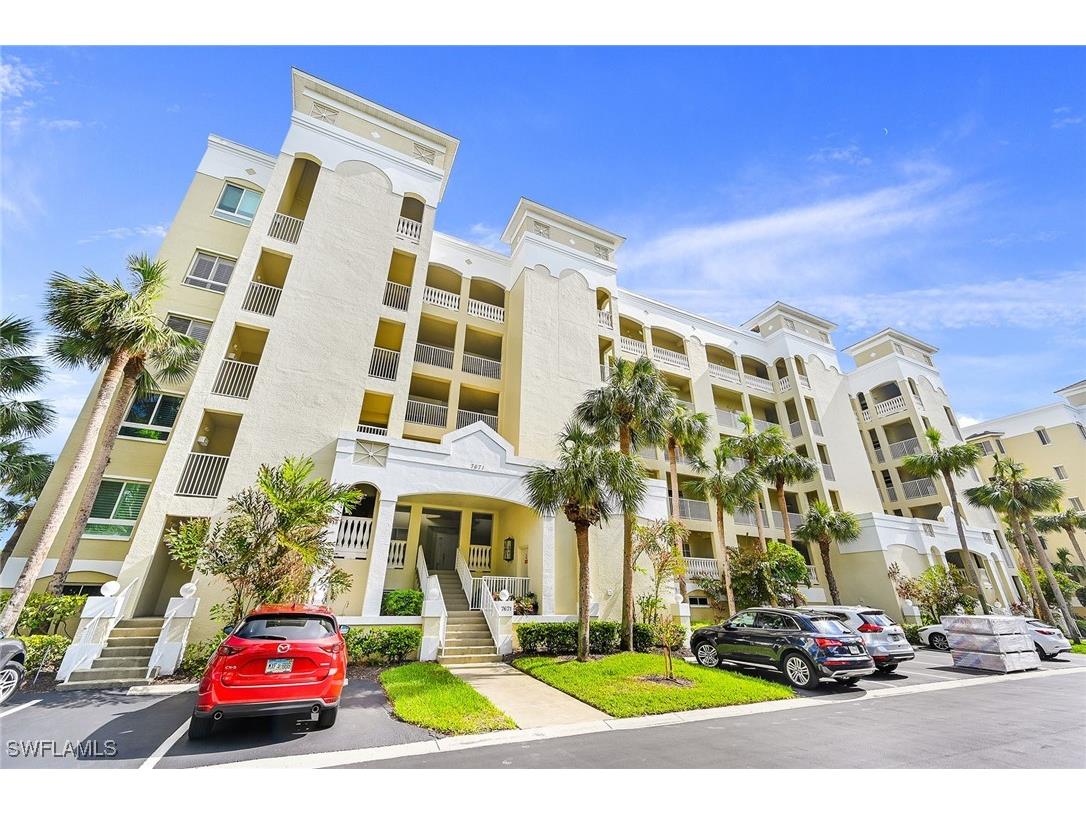 7671 Pebble Creek Circle #303 Naples FL 34108 225074250 image25