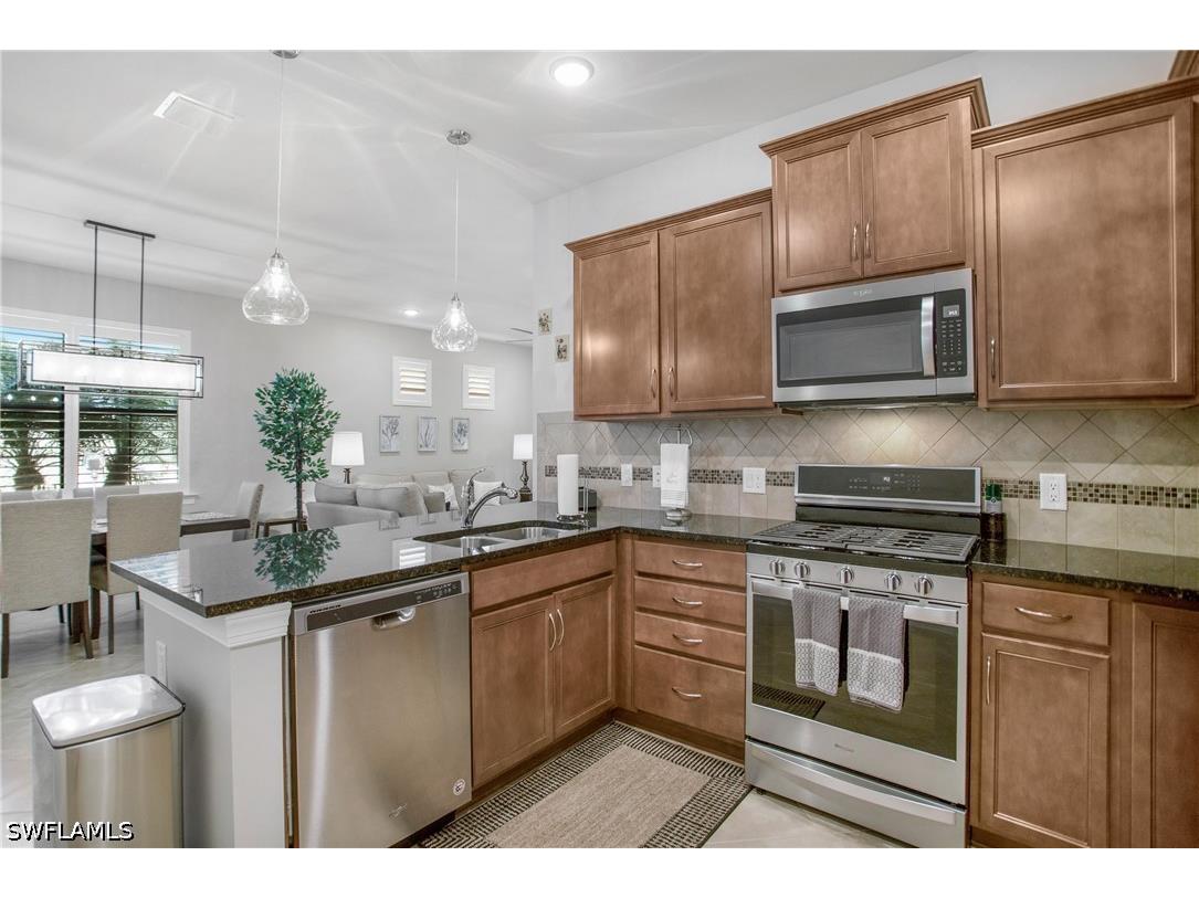 7674 Jacaranda Lane Naples FL 34114 226019818 image13