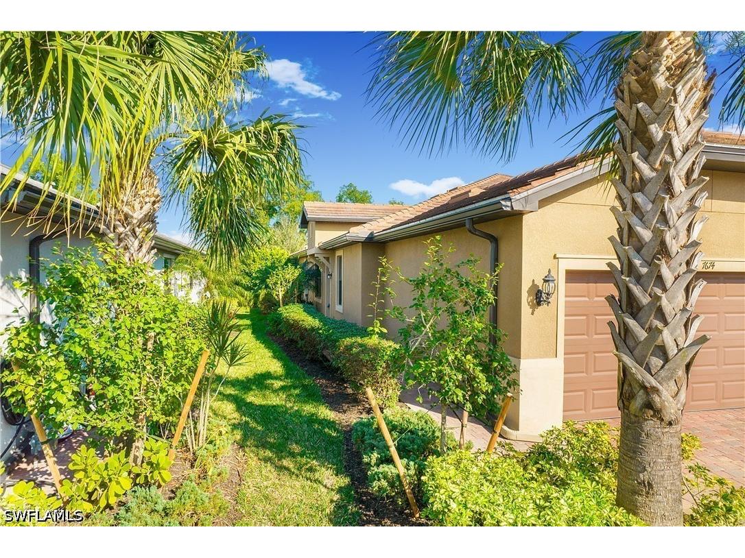 7674 Jacaranda Lane Naples FL 34114 226019818 image26