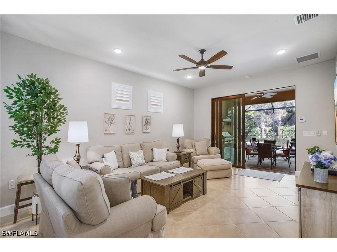 7674 Jacaranda Lane Naples FL 34114 226019818 image3