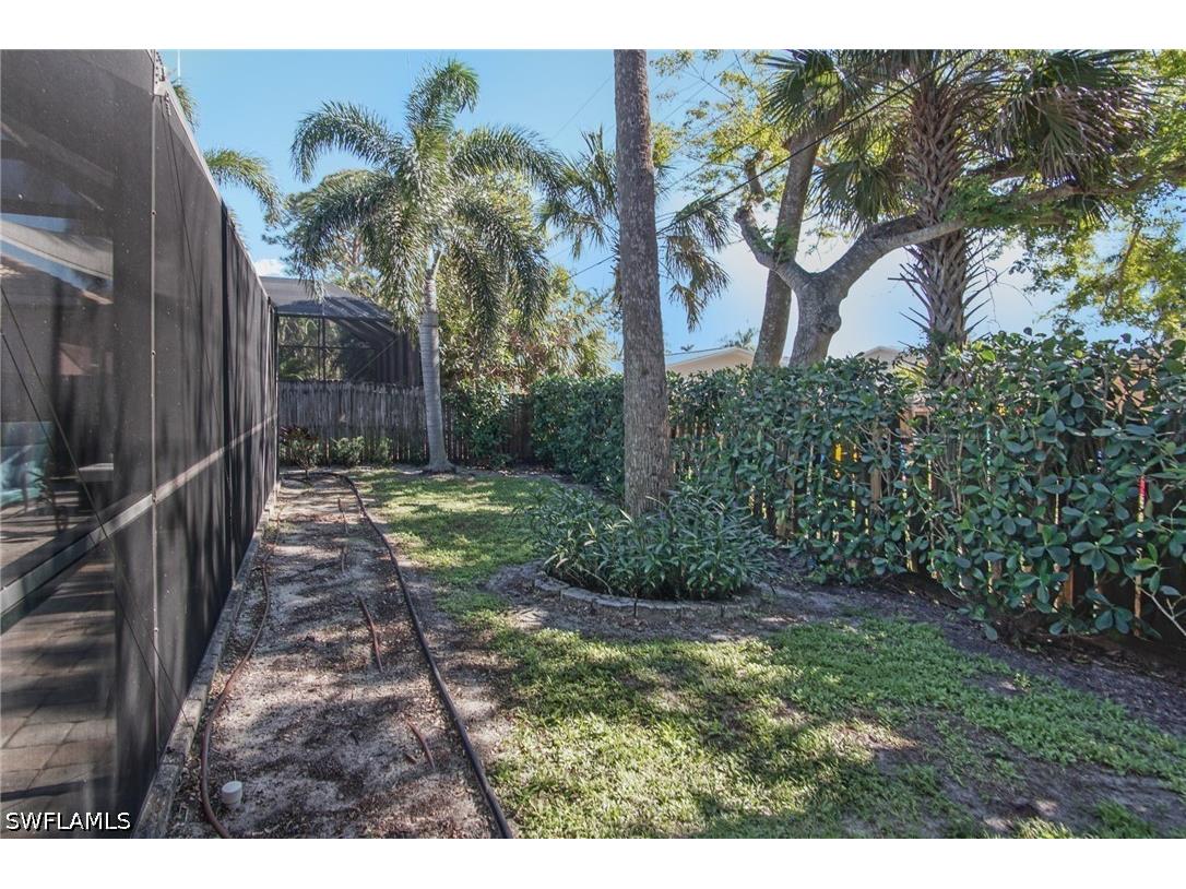 768 96th Avenue N Naples FL 34108 226018435 image32