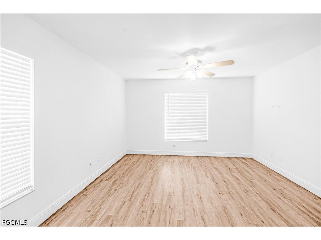 768 Landover Circle #201 Naples FL 34104 2026008458 image18