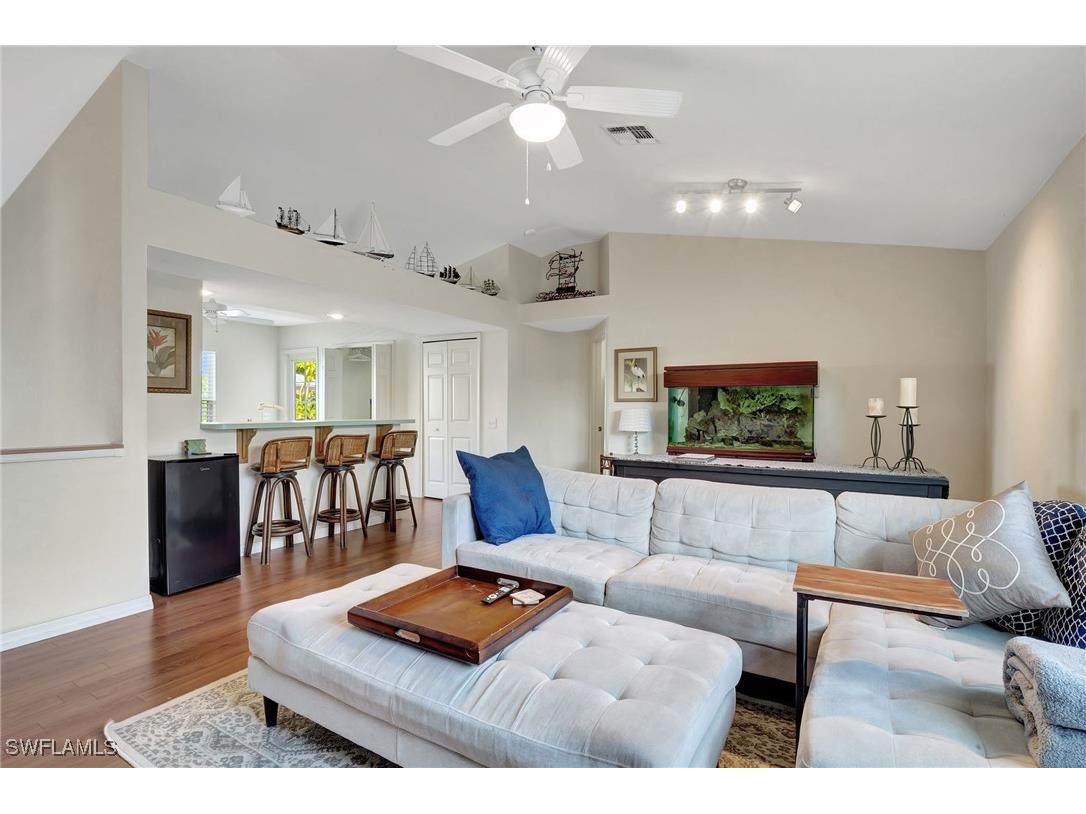 768 Park Avenue Naples FL 34110 225069042 image5