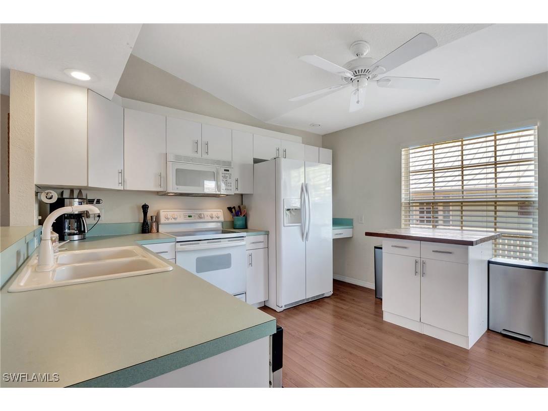 768 Park Avenue Naples FL 34110 225069042 image7