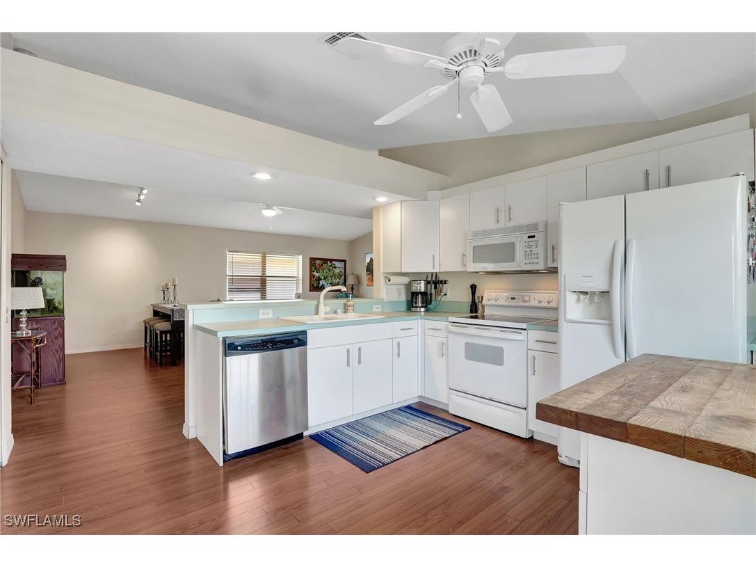 768 Park Avenue Naples FL 34110 225069042 image8