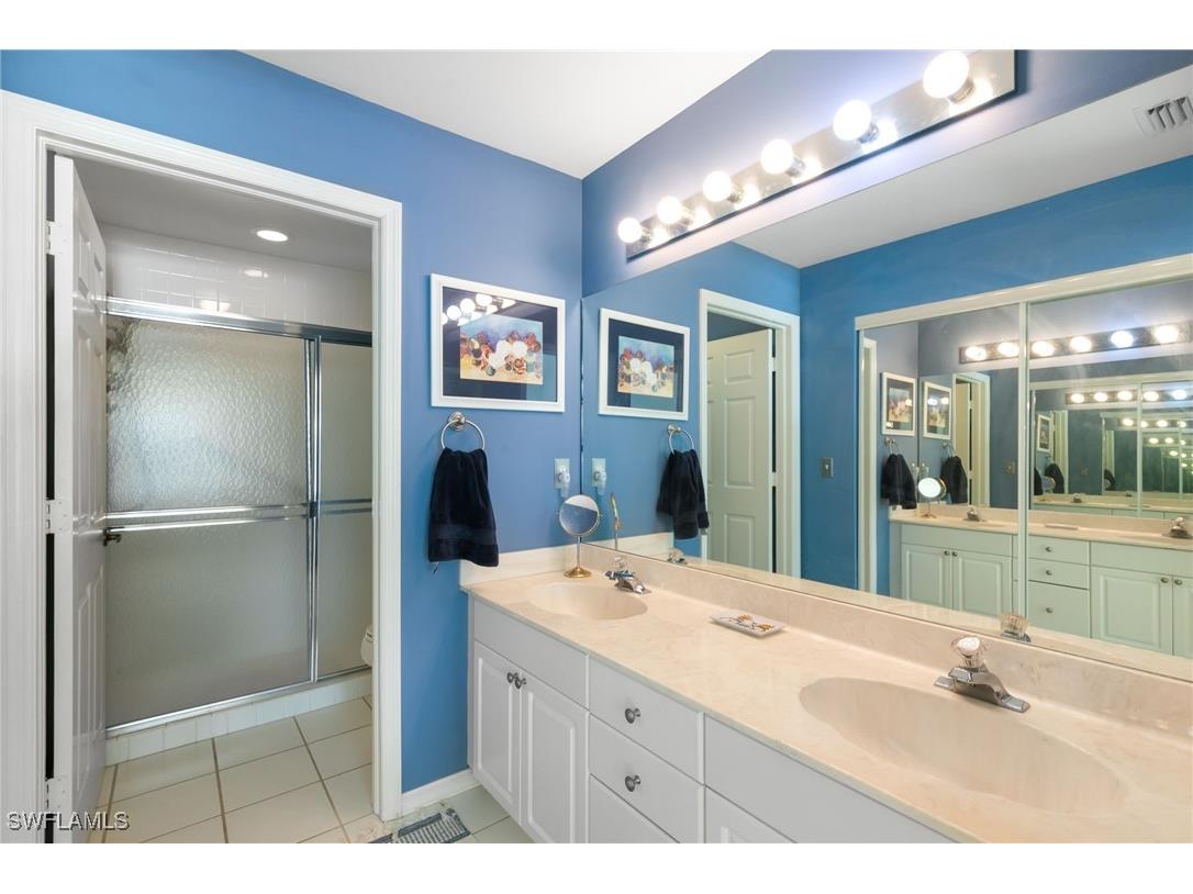 768 Wiggins Lake Drive #202 Naples FL 34110 226003990 image15