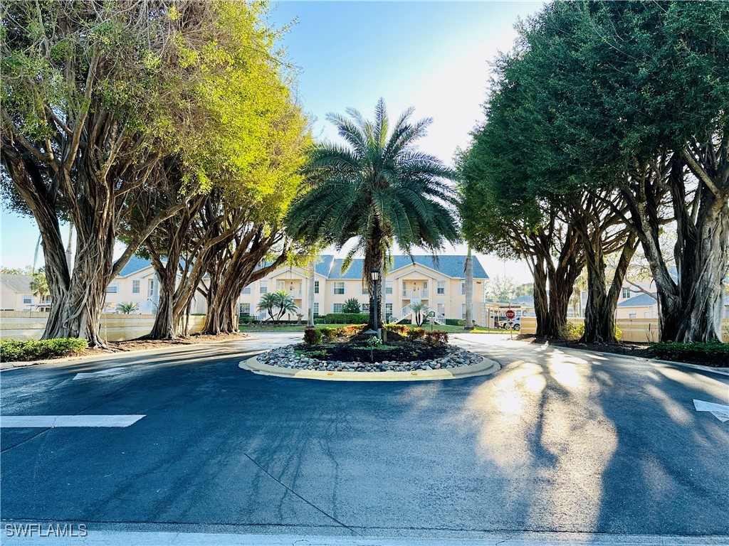 768 Wiggins Lake Drive #202 Naples FL 34110 226003990 image22