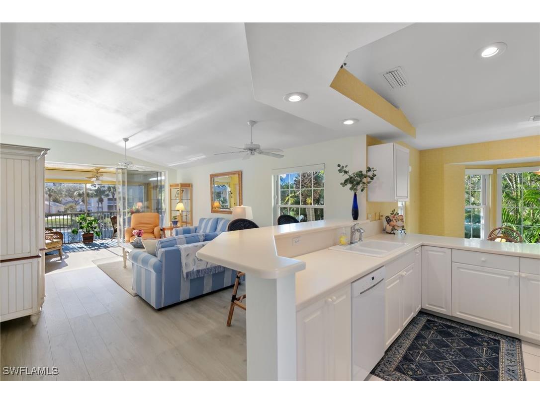 768 Wiggins Lake Drive #202 Naples FL 34110 226003990 image7