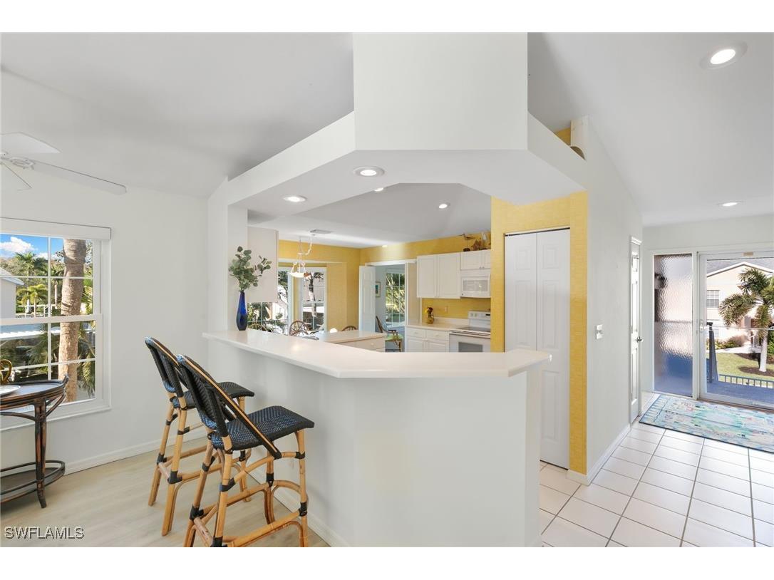 768 Wiggins Lake Drive #202 Naples FL 34110 226003990 image8