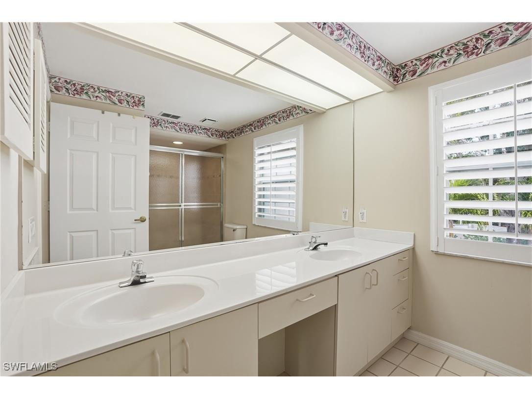 7680 Oleander Gate Drive #J202 Naples FL 34109 226003874 image22