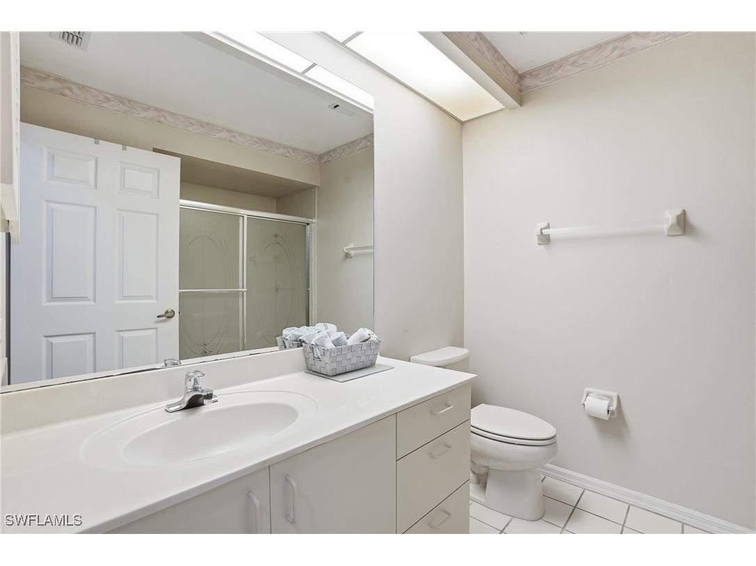7680 Oleander Gate Drive #J202 Naples FL 34109 226003874 image27