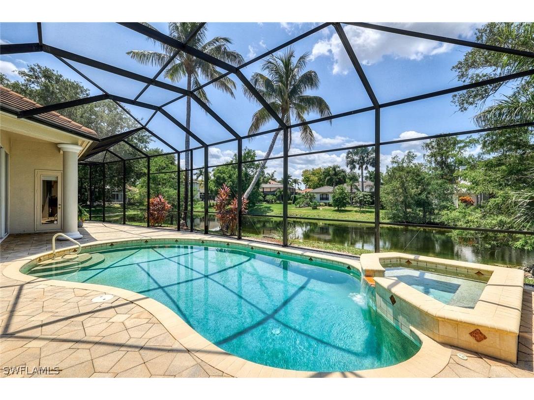 7681 Santa Margherita Way Naples FL 34109 224044163 image1
