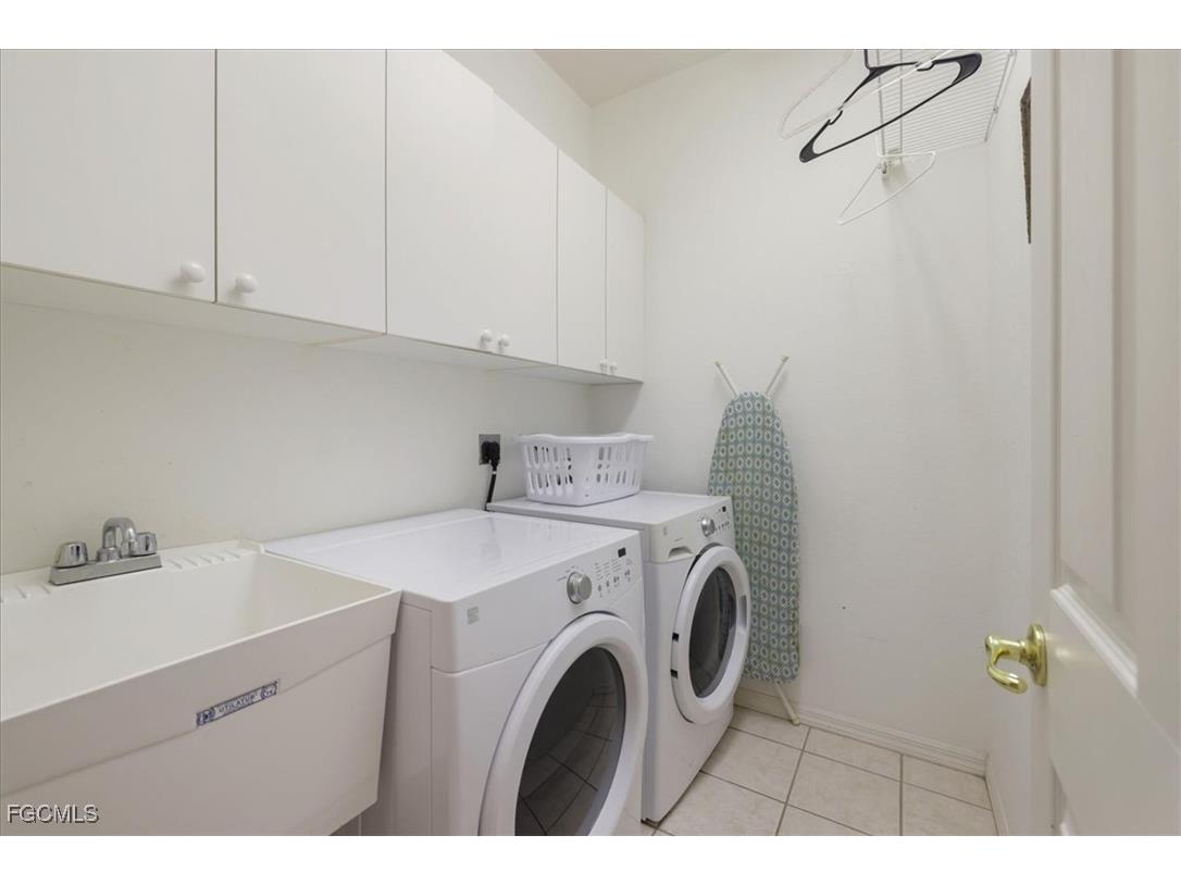 7685 Bay Lake Drive Fort Myers FL 33907 2025002492 image28