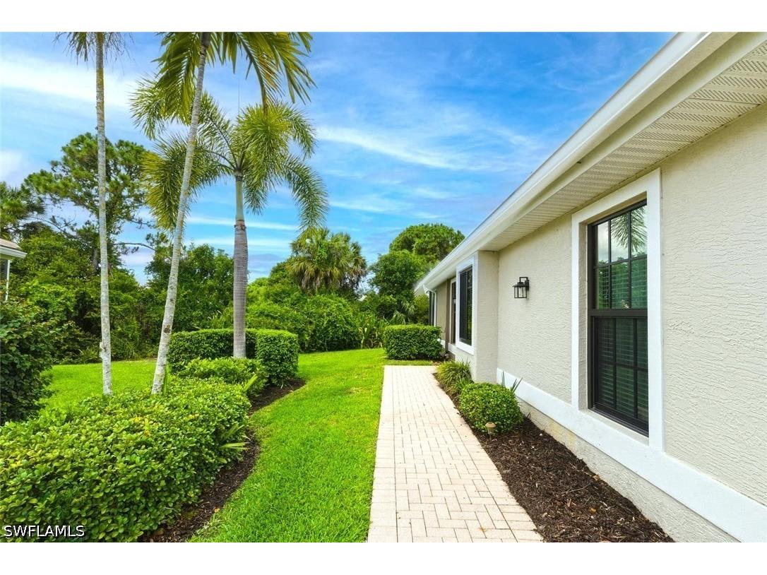 7685 Meadow Lakes Drive #1301 Naples FL 34104 226021112 image2