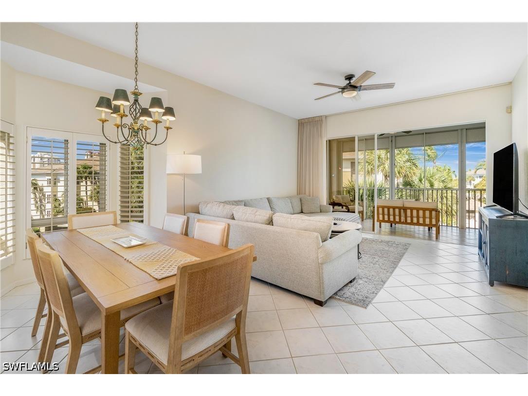 7686 Pebble Creek Circle #301 Naples FL 34108 226015146 image4