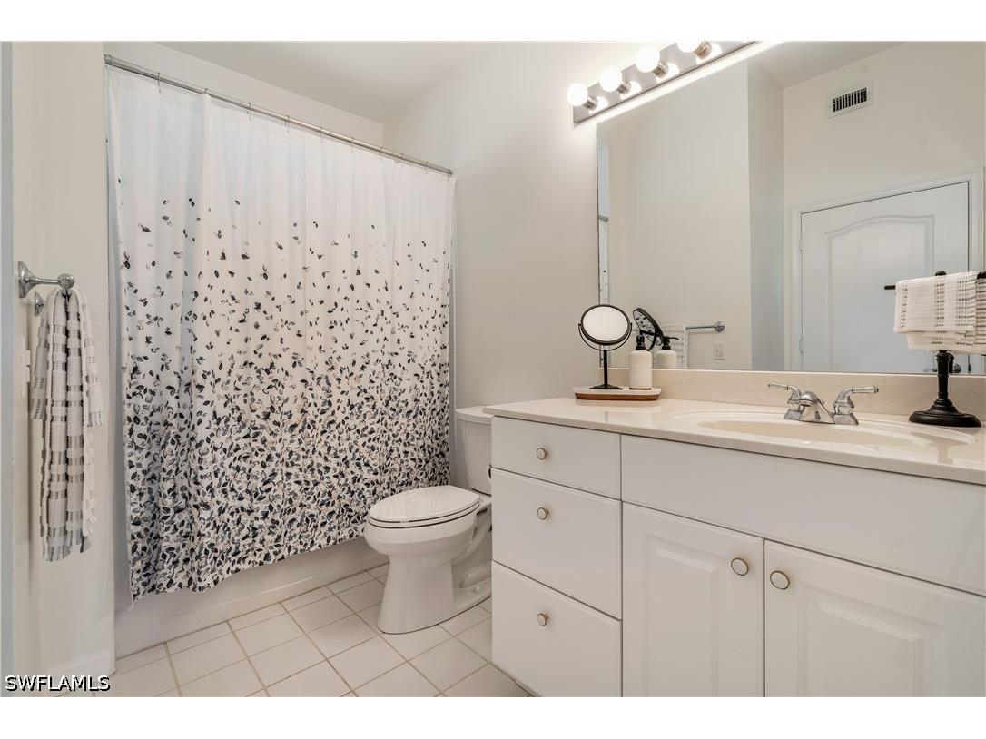 7686 Pebble Creek Circle #301 Naples FL 34108 226015146 image9