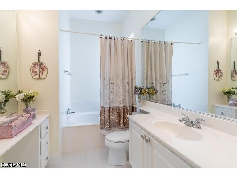 7687 Hernando Court Naples FL 34114 226023502 image14