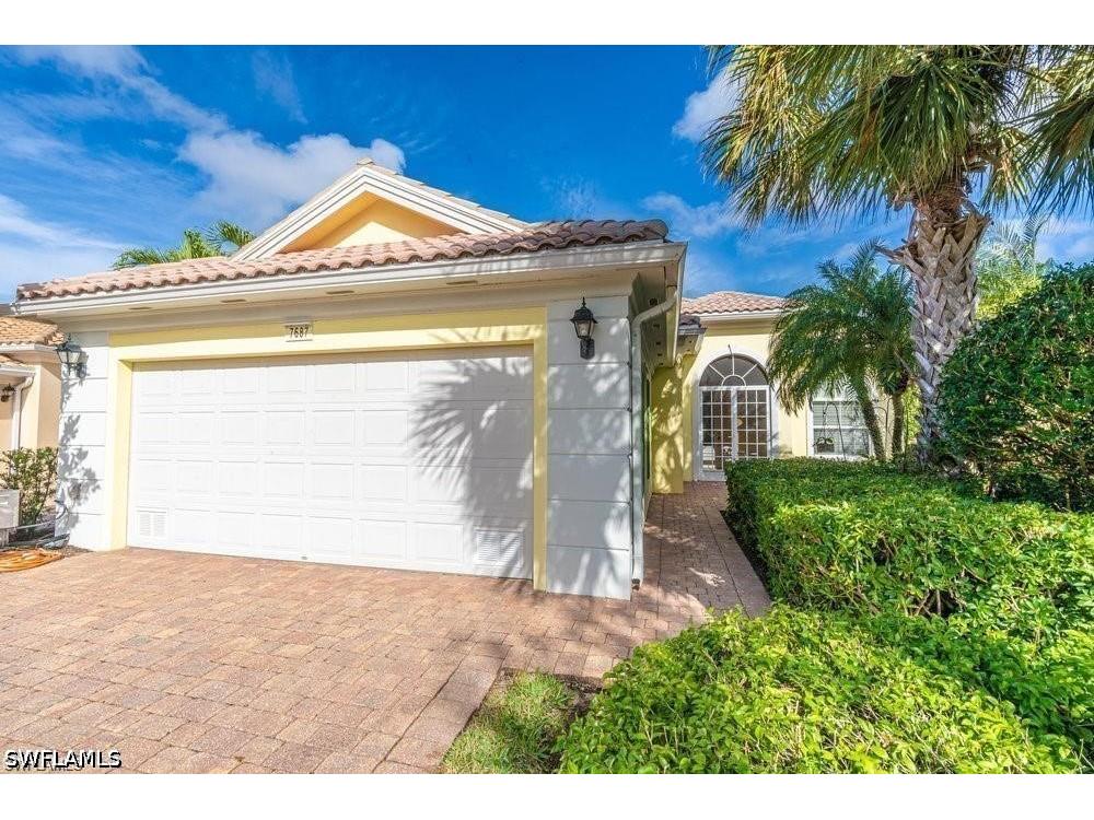 7687 Hernando Court Naples FL 34114 226023502 image19