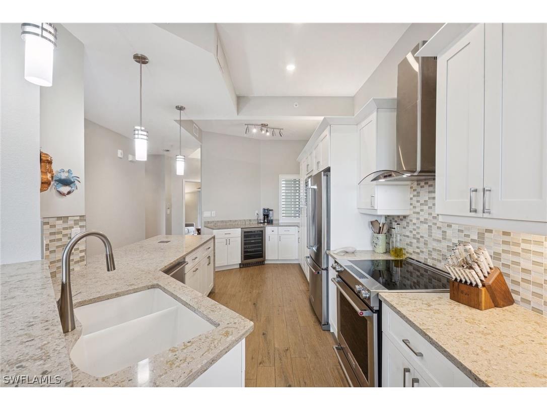 7687 Pebble Creek Circle #403 Naples FL 34108 226010389 image10